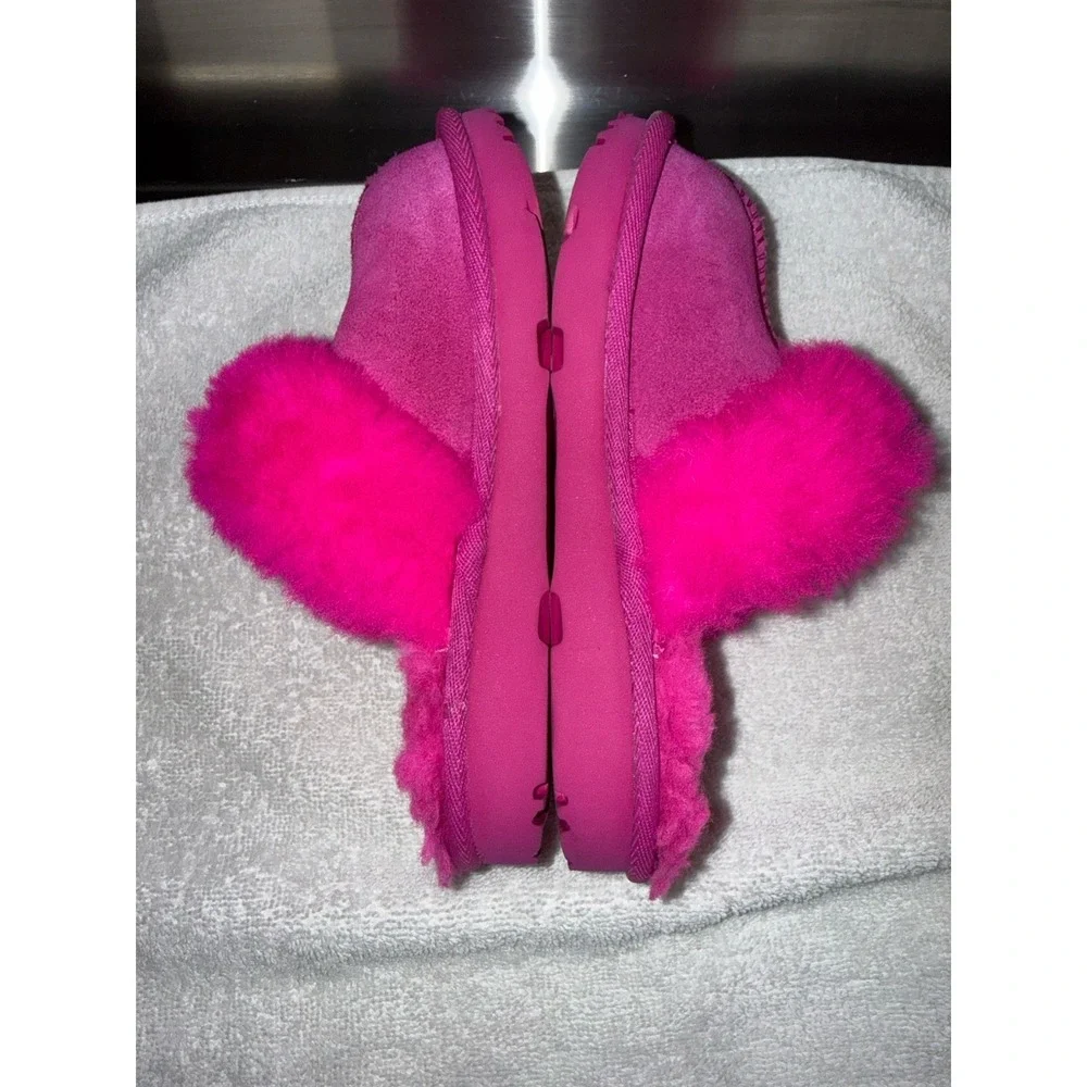 UGG‎ Mules Slippers Girls Size 10 Hot Pink Suede Comfort Slip On